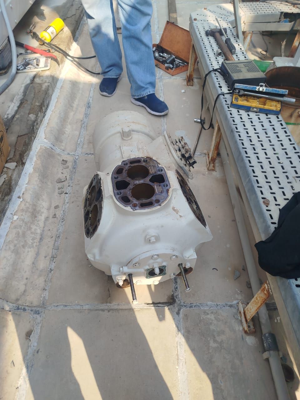 Rooftop strip-down: Compressor casing opened on site